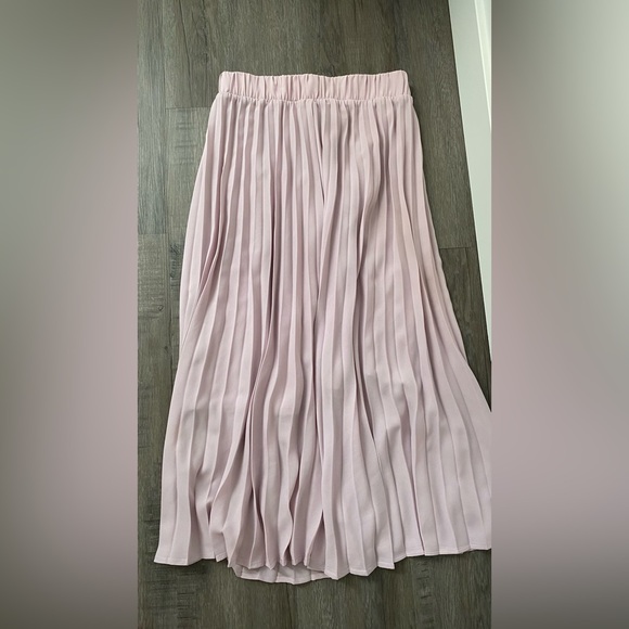 Twik - Pink Pleated Midi Skirt - Small - Picture 6 of 8